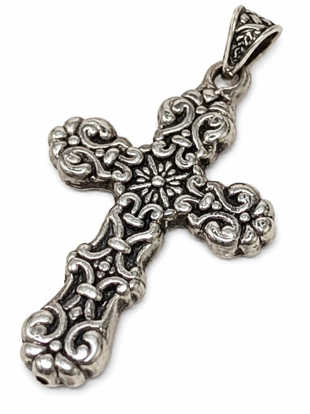 925 Sterling Silver Pendant And 925, 14in. Sterling Silver Italy Figaro Chain